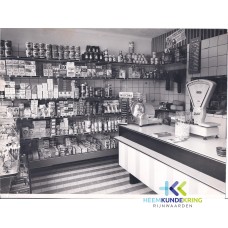 interieur winkel Gerritzen Spijk 09-06-1960